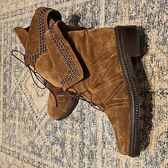 Stuart Weitzman 'Yadastud' Ankle Boot - Picture 2 of 15